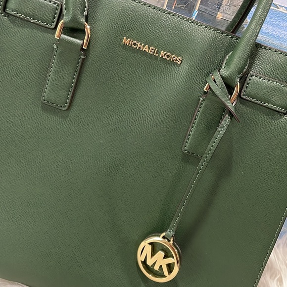Michael Kors Satchel - Picture 2 of 8